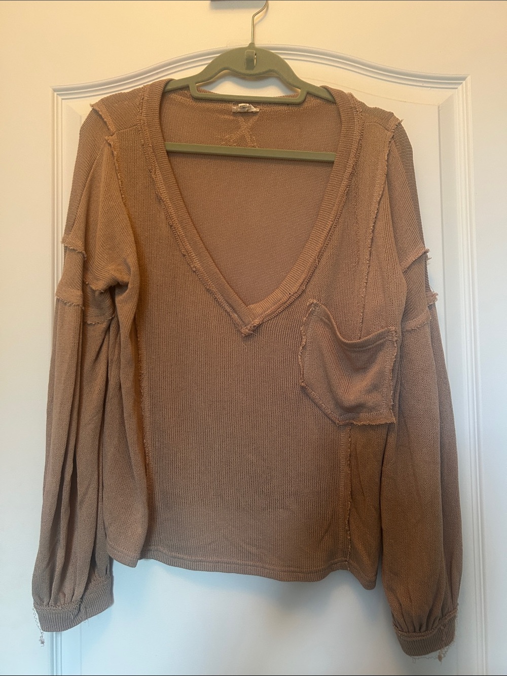 POL Women's V-Neck Pocket Sweater - Camel Brown